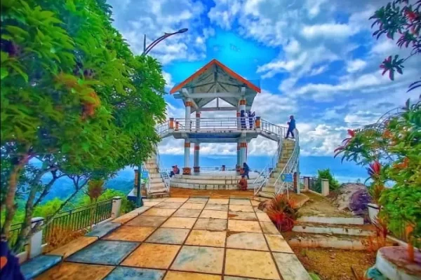 Destinasi Wisata Sungai Penuh dengan Pemandangan Luar Biasa Bukit Khayangan